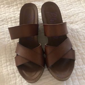 Blowfish wedge sandals 10